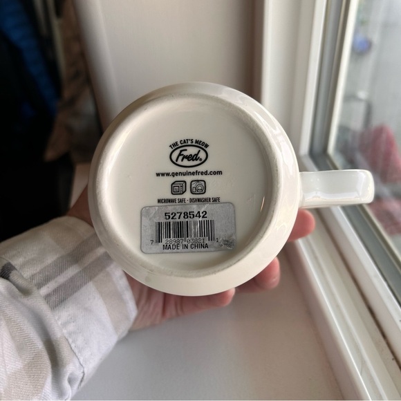 NWT Cat Mug - Picture 3 of 3